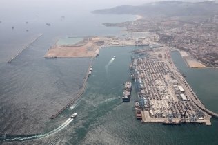 Greenpeace alerta de la 'burbuja infraestructural' protagonizada por los Puertos del Estado por su alto coste ambiental