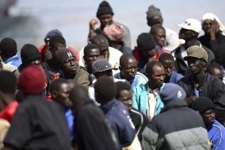 Ascienden a 28 los inmigrantes rescatados por patrulleras marroquíes en aguas del Estrecho