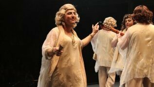 El cuarteto de Algeciras y la chirigota de "El Tini" pasan el corte del Concurso del Falla