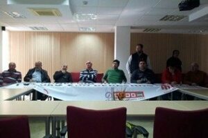 Delegados sindicales de CCOO y UGT se encierran en la Confederación de Empresarios de Cádiz