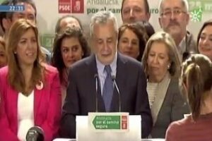 PSOE e IU frenan el tsunami azul del PP pese a las encuestas