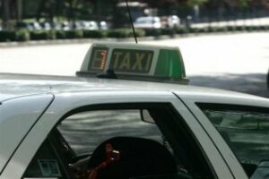 Los taxistas andaluces no participarán en la Huelga General del 29M