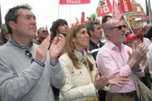 Susana Díaz (PSOE): "El PP tiene que escuchar a los ciudadanos"