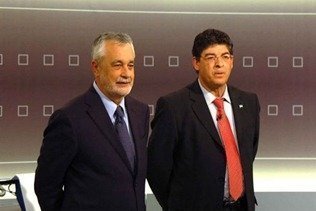 PSOE-A e IULV-CA rechazan el recurso del Gobierno a las oposiciones