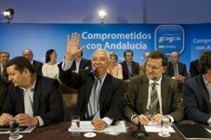 Arenas reitera que está dispuesto a un "diálogo sincero" con el PSOE