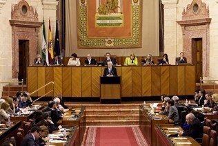 Gobernación, Turismo y Obras Públicas para IU tras el pacto con el PSOE