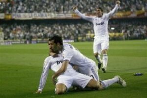 El Real Madrid se proclama Campeón de Liga en la Catedral del fútbol