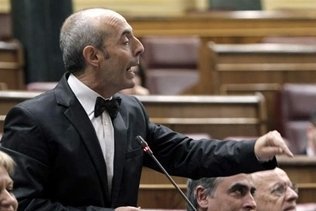 PSOE: "EL PP culmina su ataque a Andalucía y no cumple el estatuto"