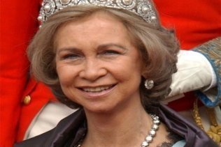 El Gobierno cancela un viaje de la Reina a Londres por los roces con Gibraltar