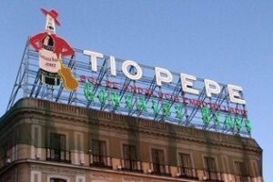 La manzana de Apple ya no quiere al Tio Pepe en la Puerta de Sol