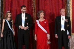 El Parlamento catalán votará retirar los títulos nobiliarios a la Casa Real