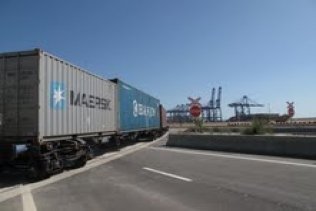 La Asociación de Grandes Industrias reivindica inversiones "urgentes" en la línea Algeciras-Bobadilla