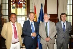 El alcalde de Tarifa valora la reunión mantenida con Arias Cañete