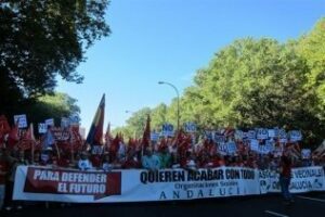 Más de 25.000 andaluces piden en Madrid un giro en la política del Gobierno