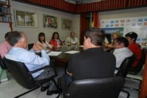 La nueva directiva de los vecinos de Paloma se reúne con el Alcalde
