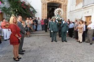 La Guardia Civil de Tarifa celebra el día del Pilar con una procesión