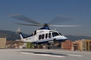 Ceutahelicopters se cansa de la burocracia y notifica la suspensión del servicio