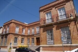El gobierno oferta la residencia española a aquellos que compren una casa