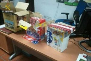 Intervenidas 3.000 cajetillas de tabaco en cajas de leche y Colacao
