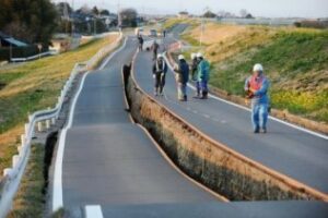 Un terremoto de 7,3 sacude la costa este de japón