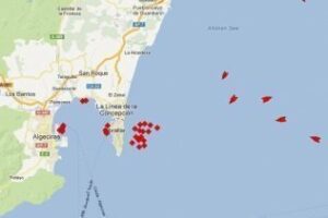 El temporal ha llevado las gasolineras flotantes de Gibraltar fuera de la Bahía de Algeciras