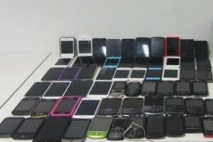 Detenidas 14 personas acusadas de robar 90 teléfonos móviles y venderlos presuntamente en un locutorio