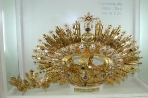 Villatoro restaura la Corona de Nuestra Señora de la Luz de Tarifa