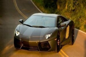 CINE| Michael Bay suma un Lamborghini al equipo de Optimus Prime