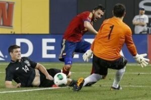 España se impone 2-0 a Irlanda en Nueva York