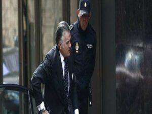 El juez Ruz ordena prisión incondicional para el extesorero del PP Luis Bárcenas