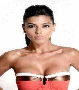 Tamara Llagas, finalista en Miss Mundo realizará un reportaje con Tomoyuky Hotta para la revista SAL en la comarca