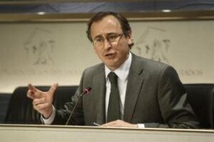 El PP cree que el PSOE no sacaría adelante una moción de censura contra Rajoy por Bárcenas