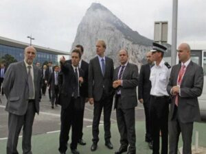 La Comisión espera "total colaboración" con la misión europea a Gibraltar