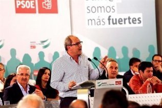 Elegida "por aclamación" la lista de los 76 delegados del PSOE de Cádiz para el próximo Congreso regional