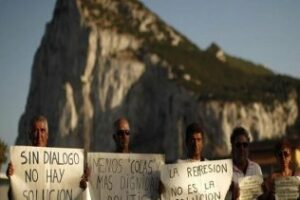 Bruselas contradice a Margallo y dice que Gibraltar cumple con la legislación