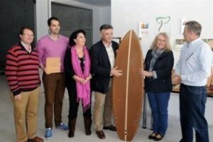 Una empresa pionera de Alcalá transforma el corcho en un aislante para la construcción