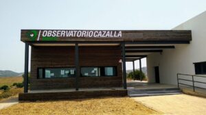 El observatorio de Cazalla sigue creciendo como referente en la ornitología del estrecho