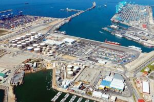 El puerto de Algeciras registra 55,7 millones de toneladas en el primer semestre del año