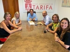 Diputación se reúne con alcalde de Tarifa, Tahivilla y Facinas para informar sobre planes locales