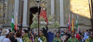 La procesión de la Virgen de la Luz marca el final de los festejos patronales de septiembre