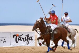 La playa de Los Lances acoge este fin de semana la VI edición de Tarifa Beach Polo