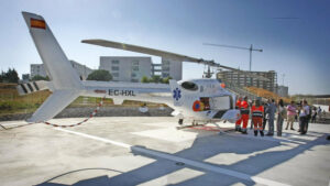 Marea Blanca Tarifa insta a la Delegada de Salud que el día 15 no se suspenda el servicio del helicóptero de emergencias del 061