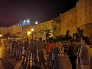 La 'Noche en Blanco' deja más de 860 visitas nocturnas en el Castillo de Guzmán