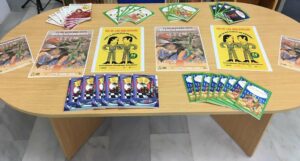 La biblioteca municipal regala libros al público infantil por el Día de las Bibliotecas