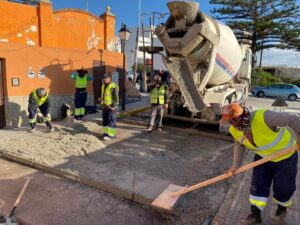 Culminado el paso de peatones de la calle Turriano Gracil