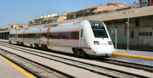 La línea de tren hará en autobús el recorrido Algeciras-Jimena durante tres semanas por obras