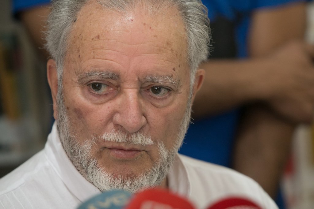 Fallece Julio Anguita a los 78 años una semana después de sufrir una parada cardiaca