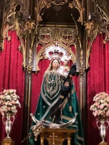 La Patrona de Tarifa ya está en el altar mayor de San Mateo