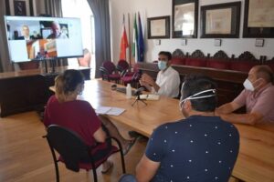 Los alcaldes de los municipios afectados por el alga invasora se reúnen el día 17 en Tarifa