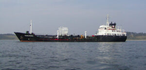 Confirmados dos casos positivos en PCR en un barco inmovilizado en el puerto de Algeciras